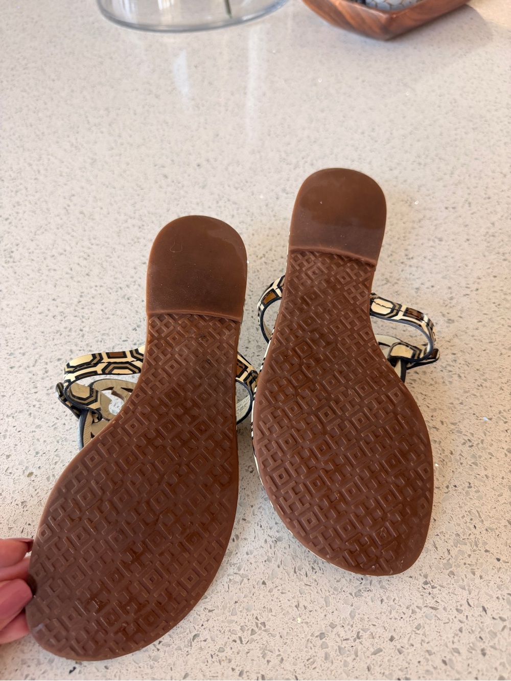 Tory Burch Geometric Print Thong Sandals in Cream, Black & Brown - Picture 5 of 5